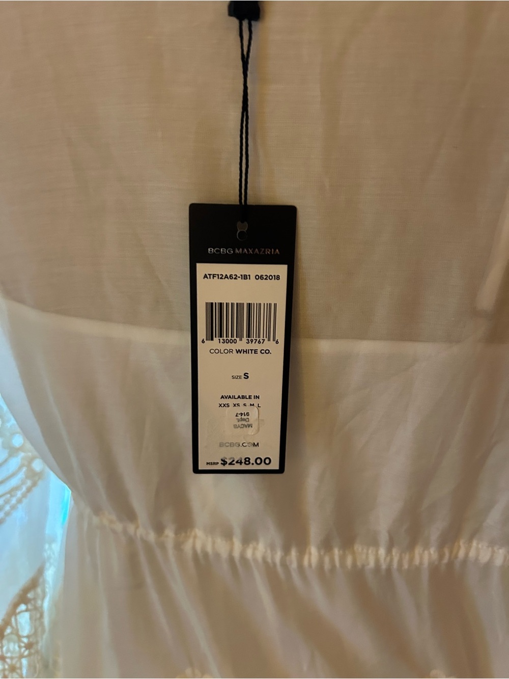 BCBGMaxAzria cotton/silk embroidered caftan top. Small. Boho romantic, resort. - Picture 4 of 12